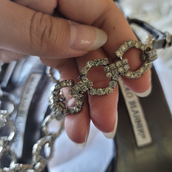 MANOLO BLAHNIK Grey Satin Crystal Embellished Pointed-Toe Heels - Picture 12 of 16